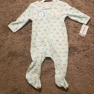 🆕️ NWT Carter's Rainbow Footed PJs